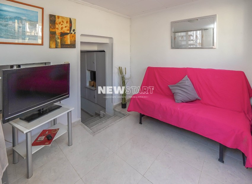 Resale - Terraced - La Marina - Urb. La Marina