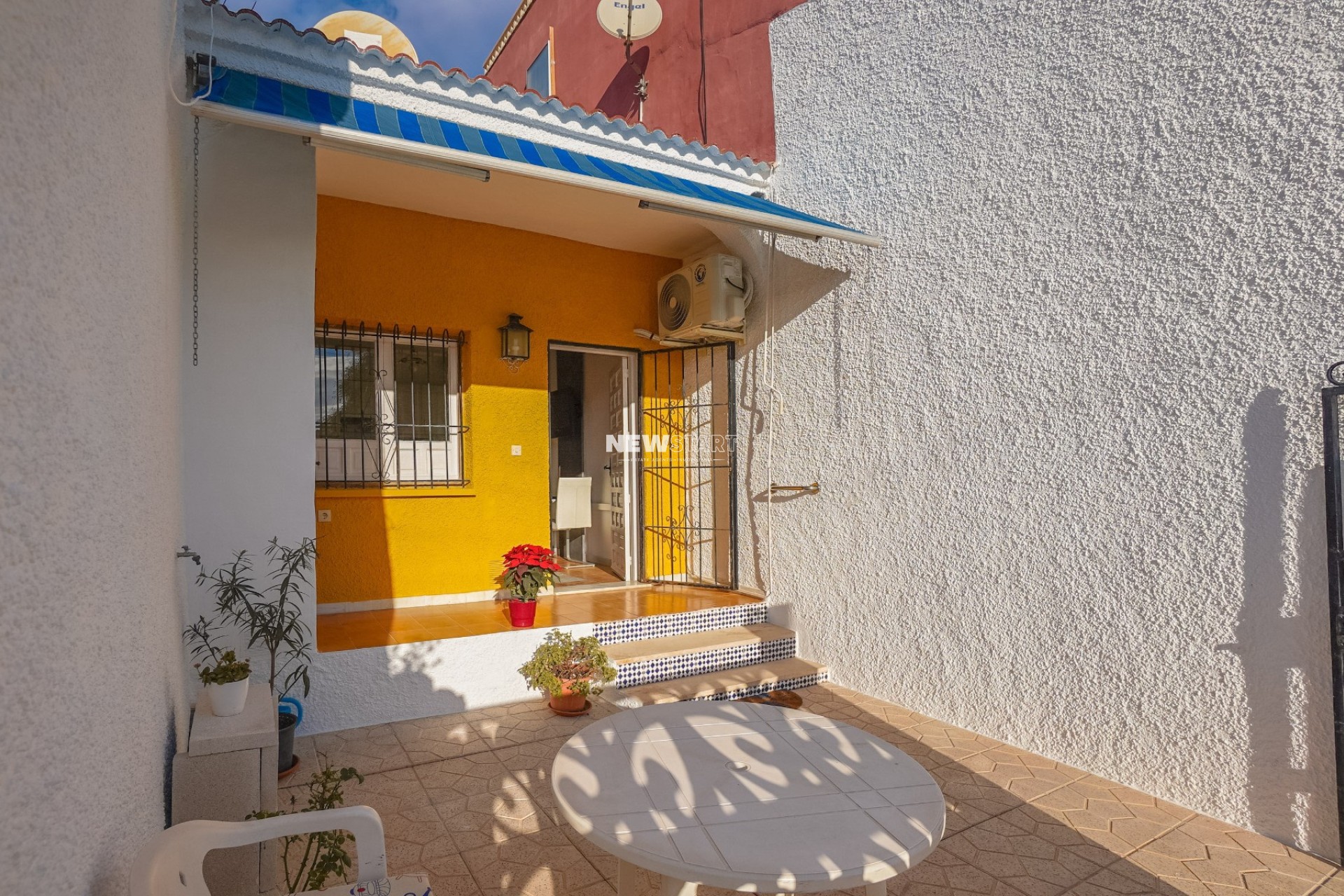 Resale - Terraced - La Marina - Urb. La Marina