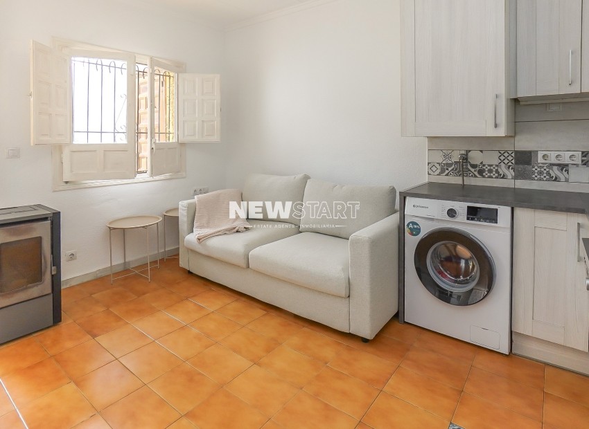 Resale - Terraced - La Marina - Urb. La Marina