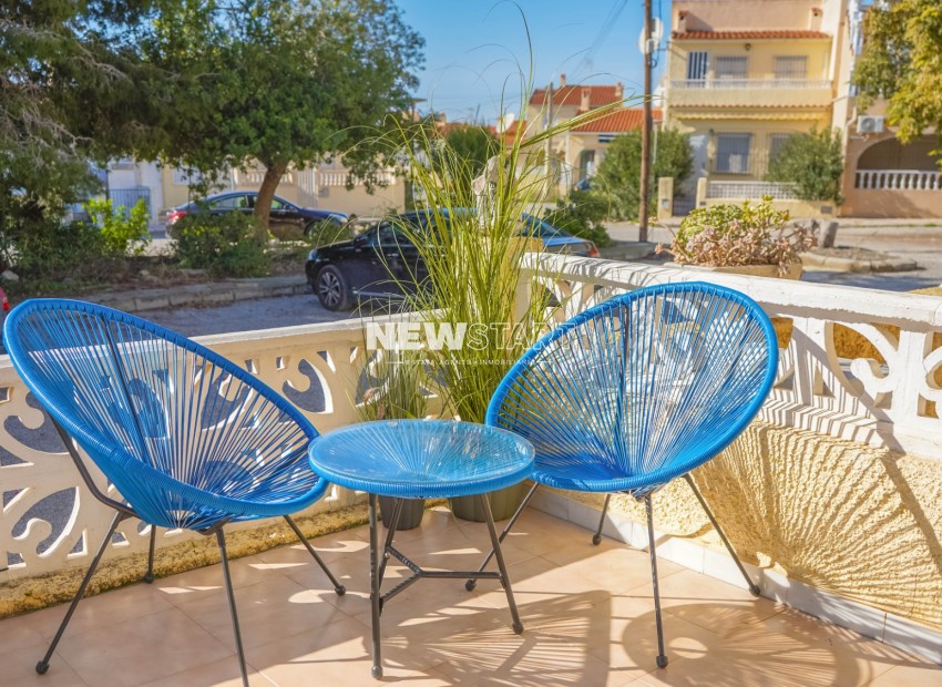 Resale - Terraced - La Marina - Urb. La Marina