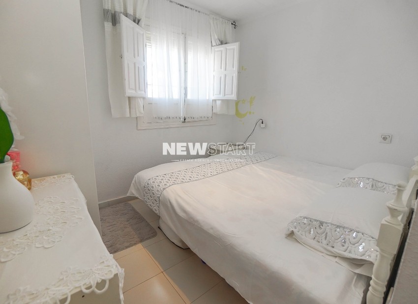 Resale - Terraced - La Marina - Urb. La Marina