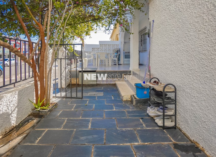 Resale - Terraced - La Marina - Urb. La Marina