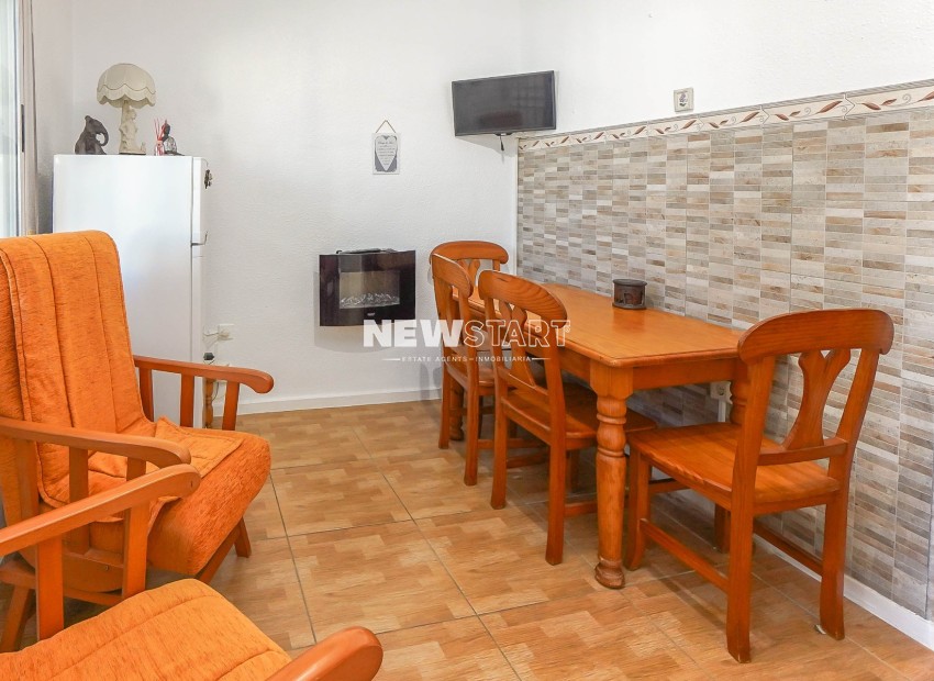 Resale - Terraced - La Marina - Urb. La Marina