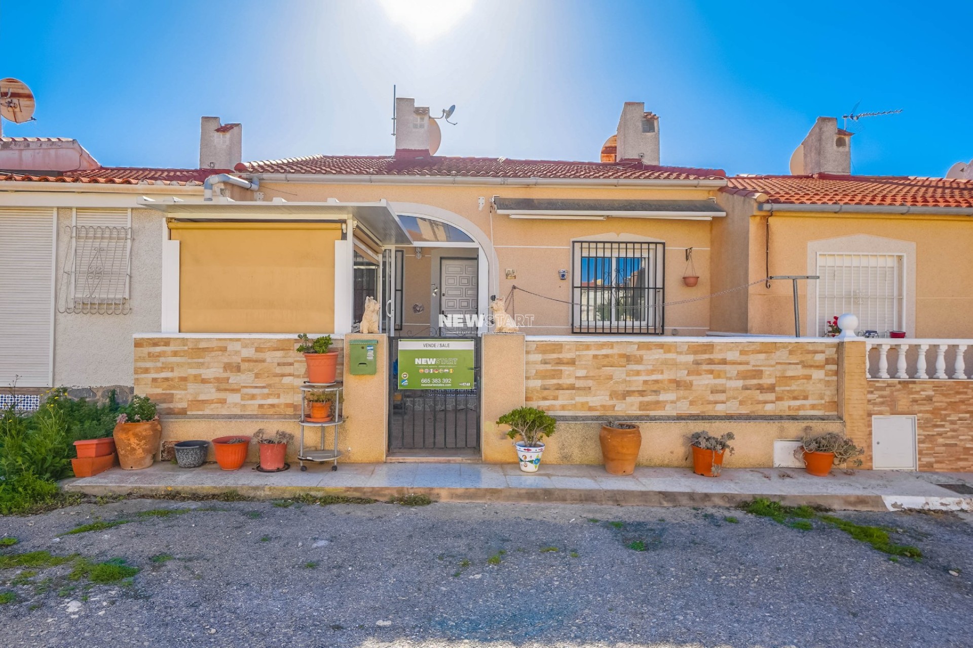 Resale - Terraced - La Marina - Urb. La Marina