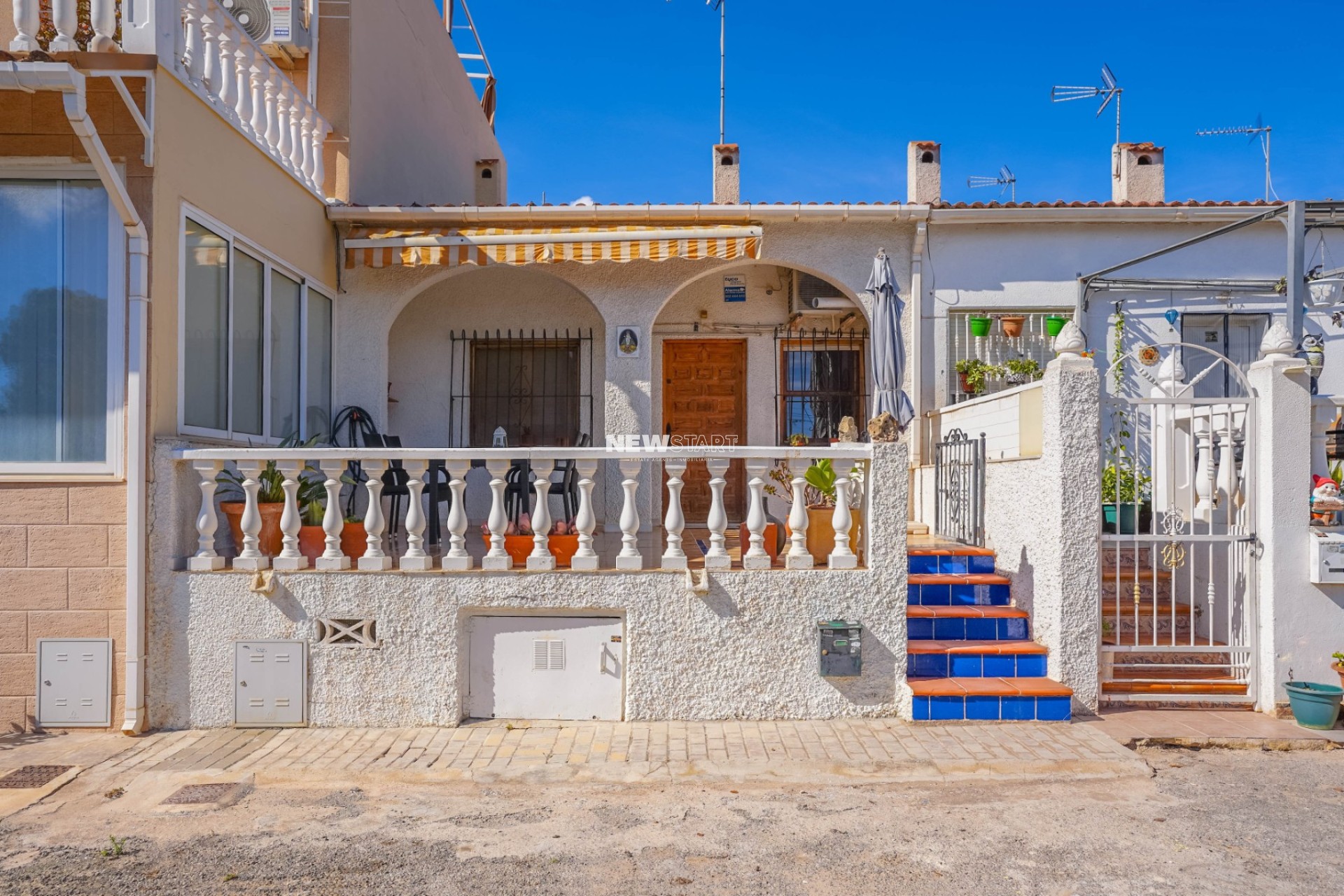 Resale - Terraced - La Marina - Urb. La Marina