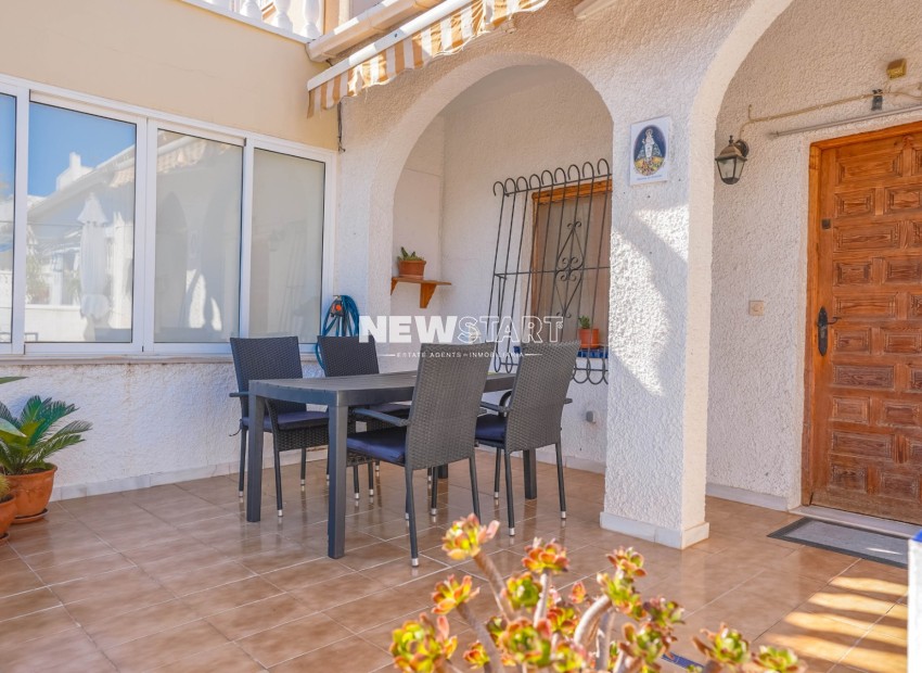 Resale - Terraced - La Marina - Urb. La Marina