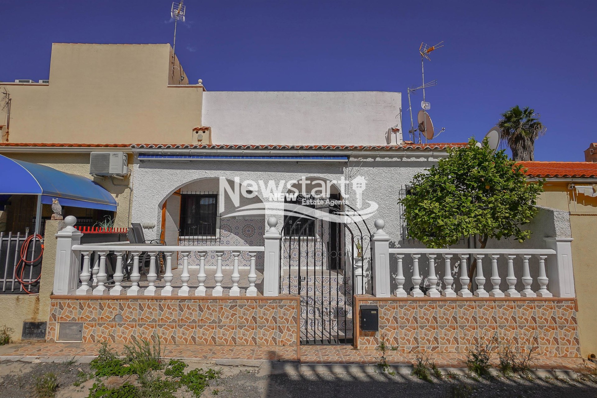 Resale - Terraced - La Marina - Urb. La Marina