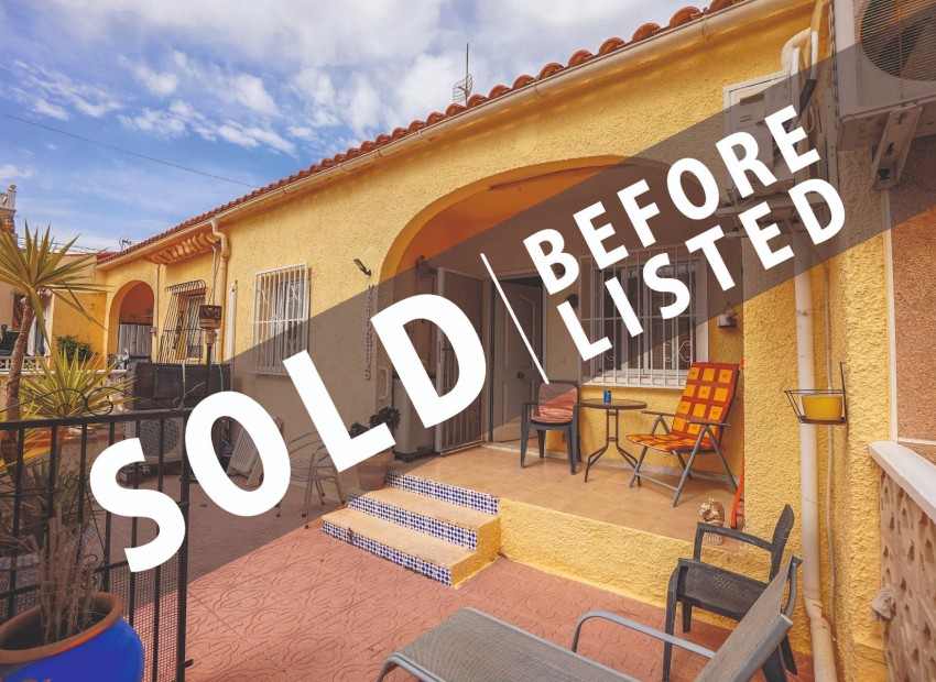 Resale - Terraced - La Marina - Urb. La Marina