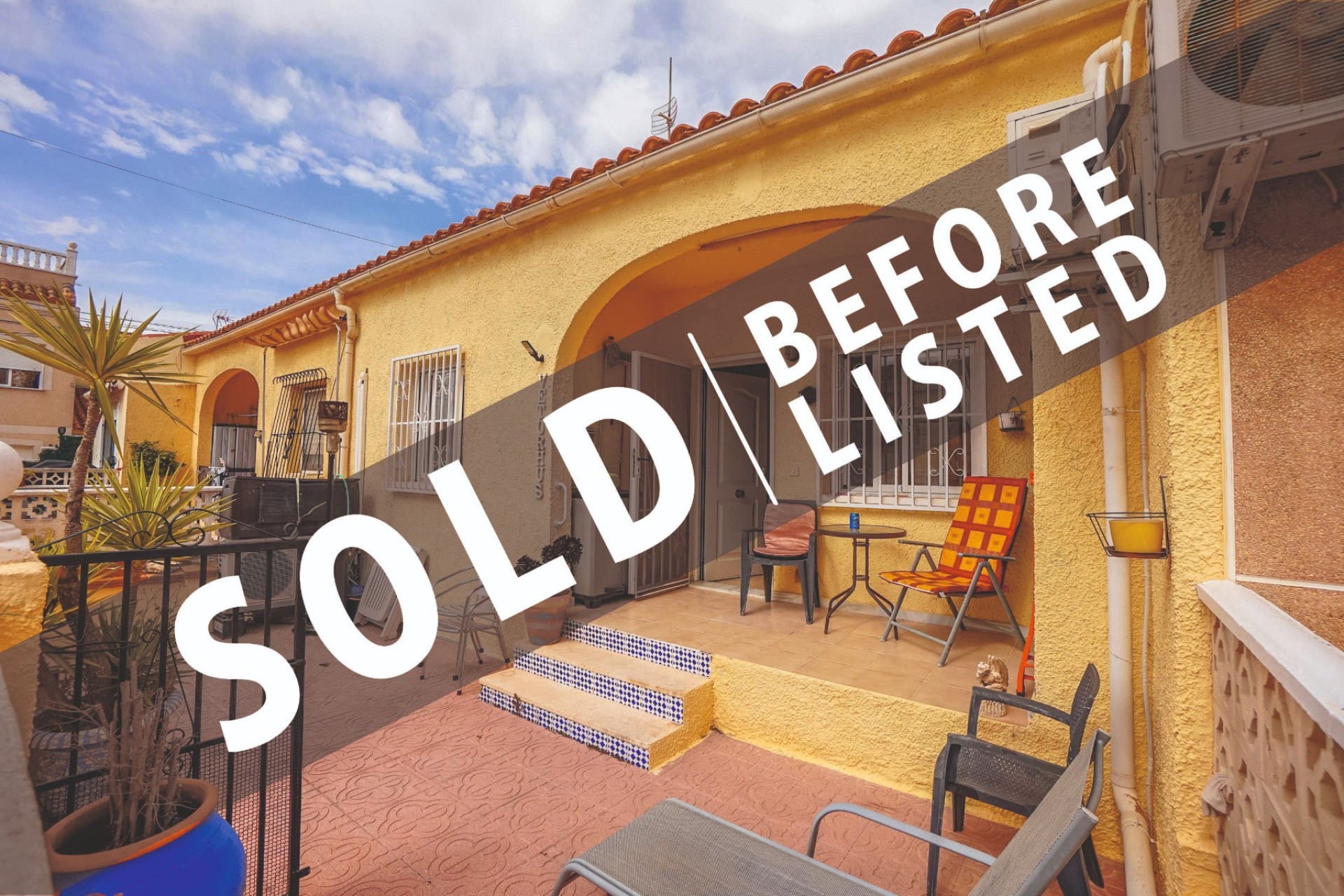 Resale - Terraced - La Marina - Urb. La Marina