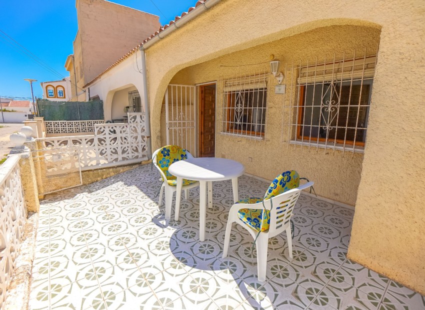 Resale - Terraced - La Marina - Urb. La Marina