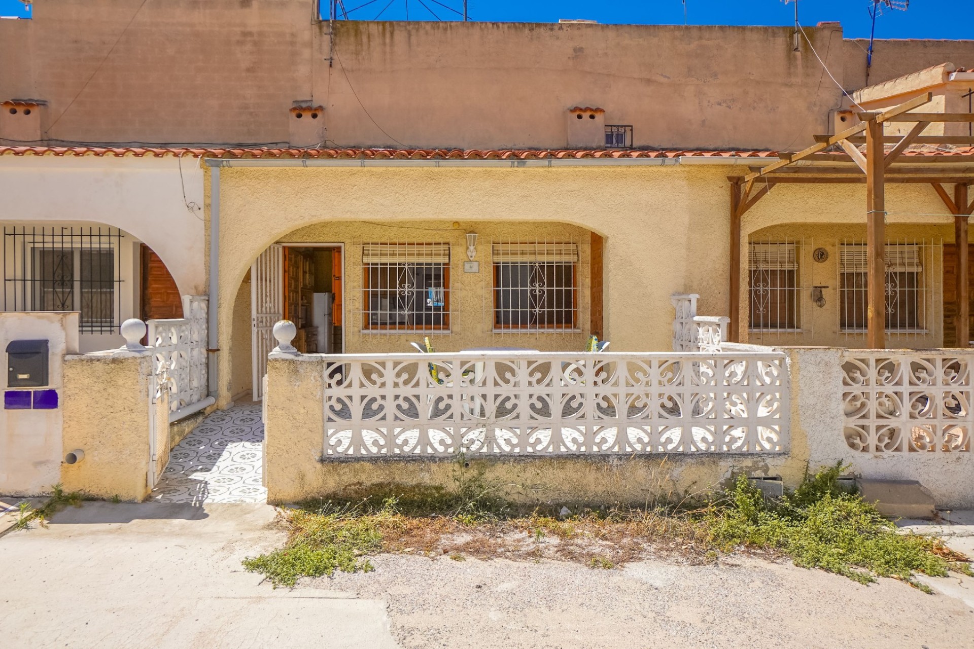 Resale - Terraced - La Marina - Urb. La Marina