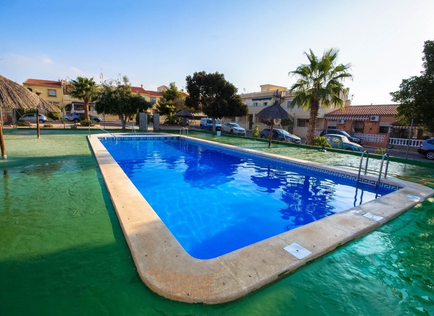 Resale - Terraced - La Marina - Urb. La Marina
