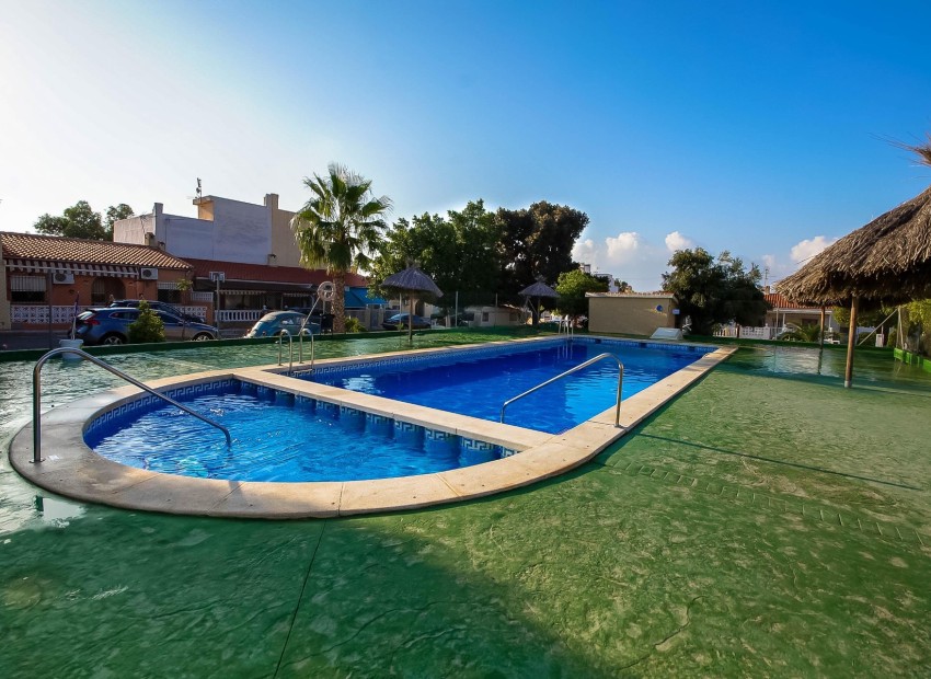 Resale - Terraced - La Marina - Urb. La Marina