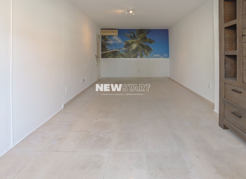 Resale - Townhouse - Ciudad Quesada