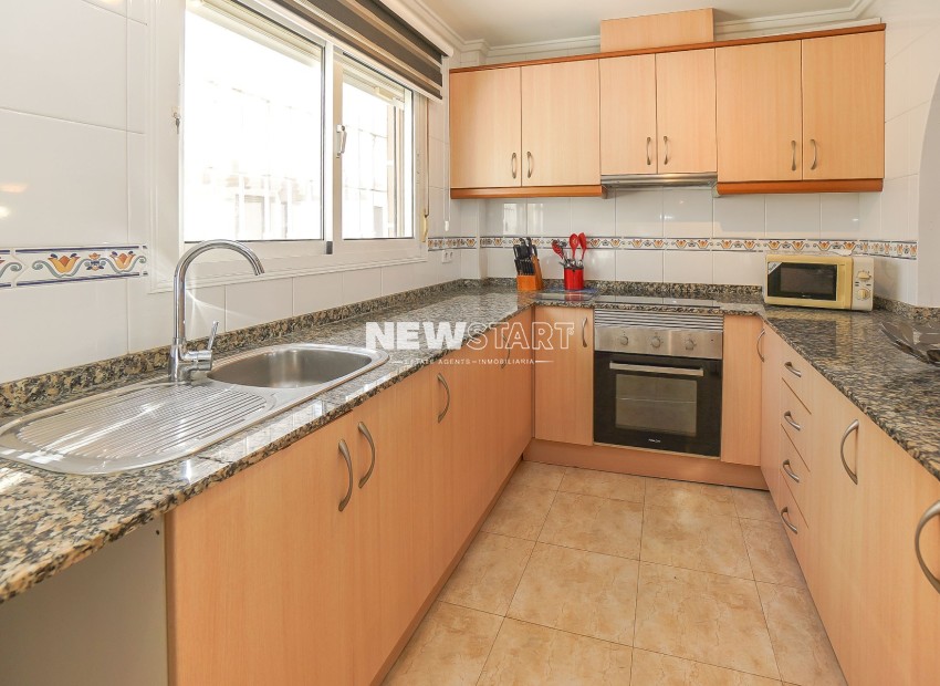 Resale - Townhouse - Ciudad Quesada