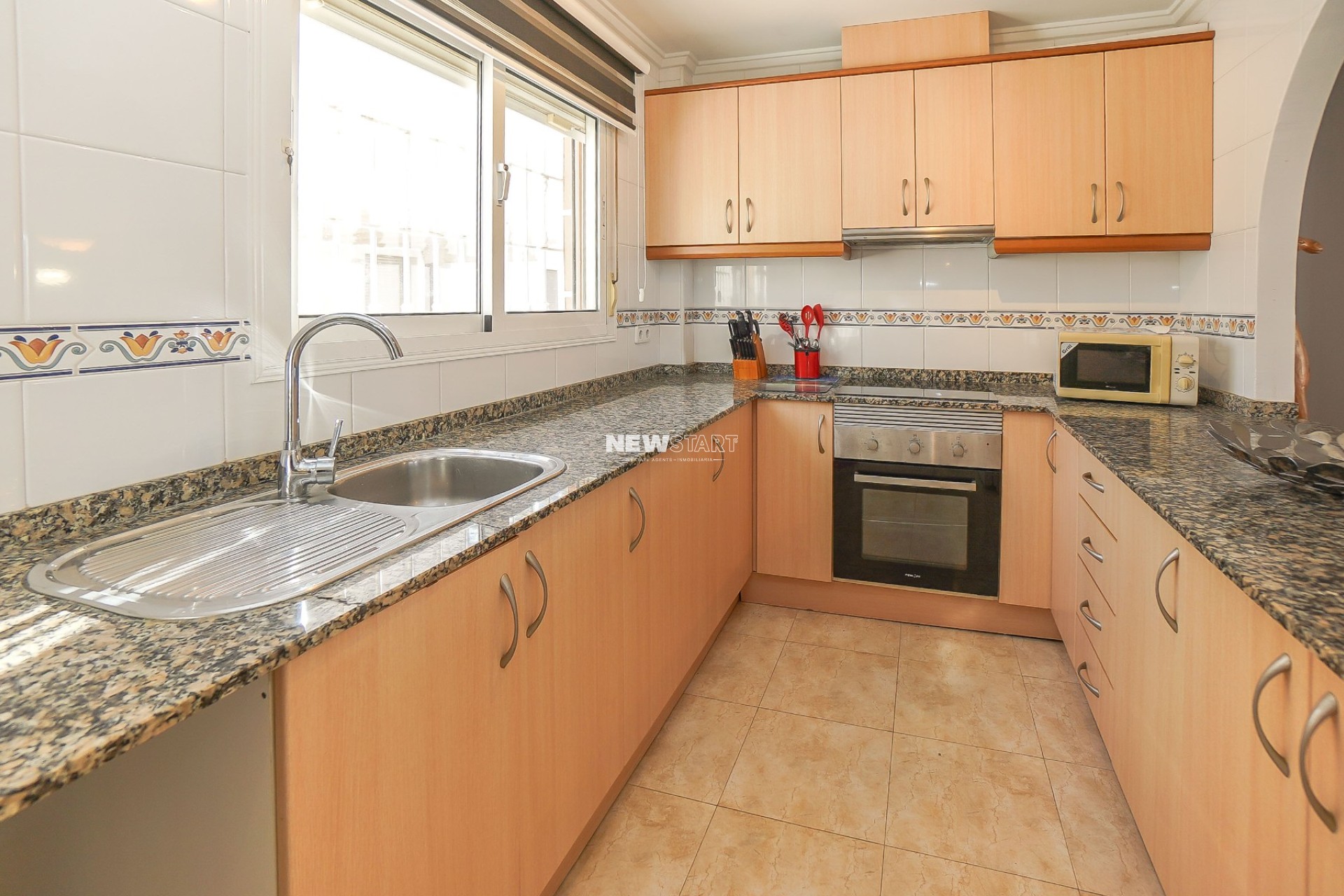 Resale - Townhouse - Ciudad Quesada