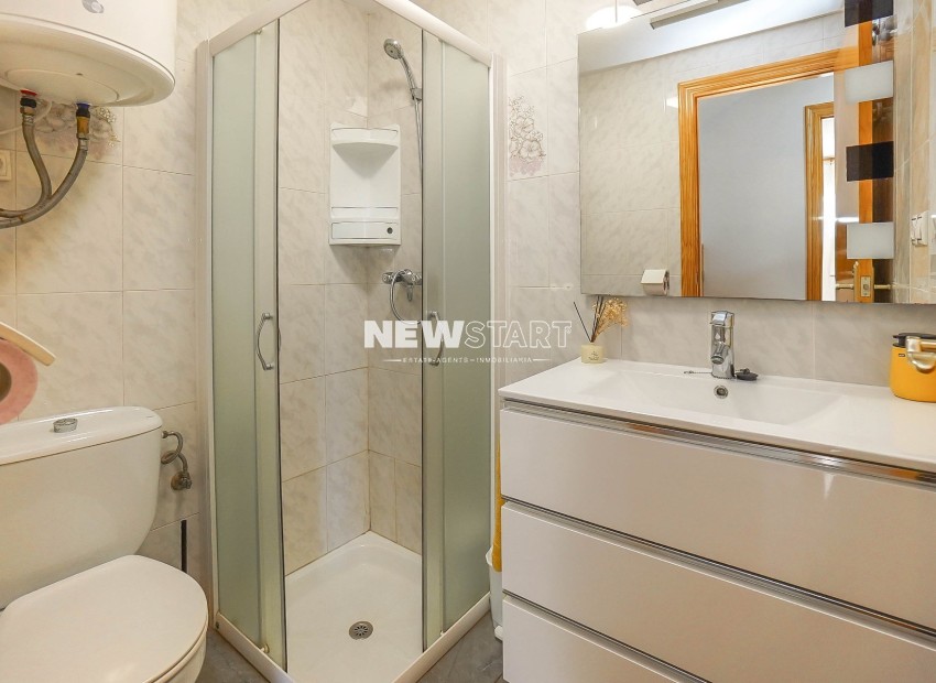 Resale - Townhouse - La Marina - Urb. El Oasis