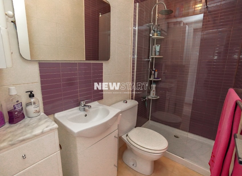 Resale - Townhouse - La Marina - Urb. La Marina