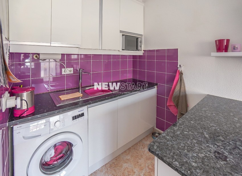 Resale - Townhouse - La Marina - Urb. La Marina
