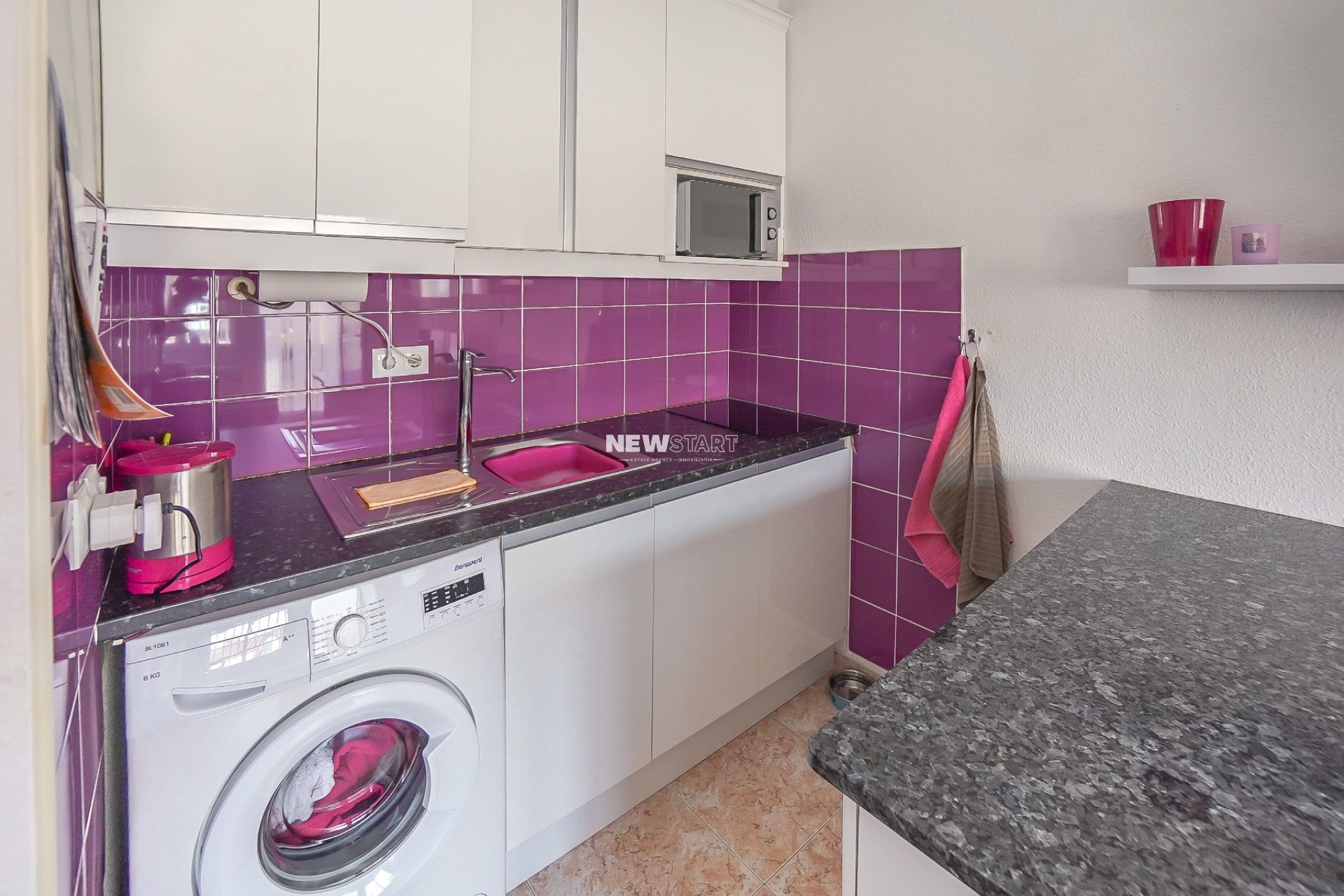 Resale - Townhouse - La Marina - Urb. La Marina
