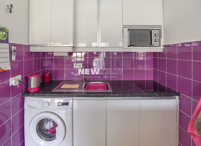 Resale - Townhouse - La Marina - Urb. La Marina