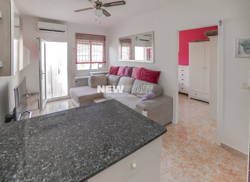 Resale - Townhouse - La Marina - Urb. La Marina