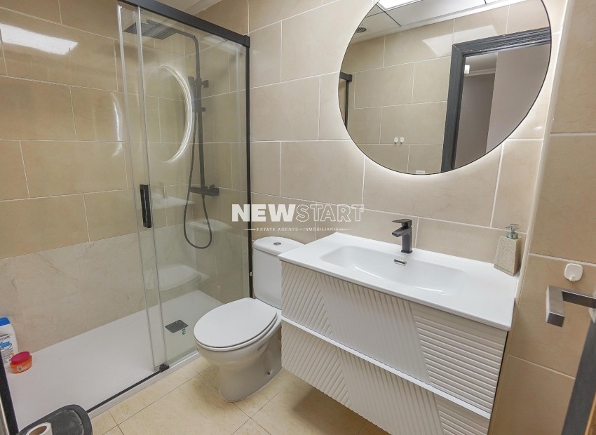 Resale - Townhouse - La Marina - Urb. La Marina