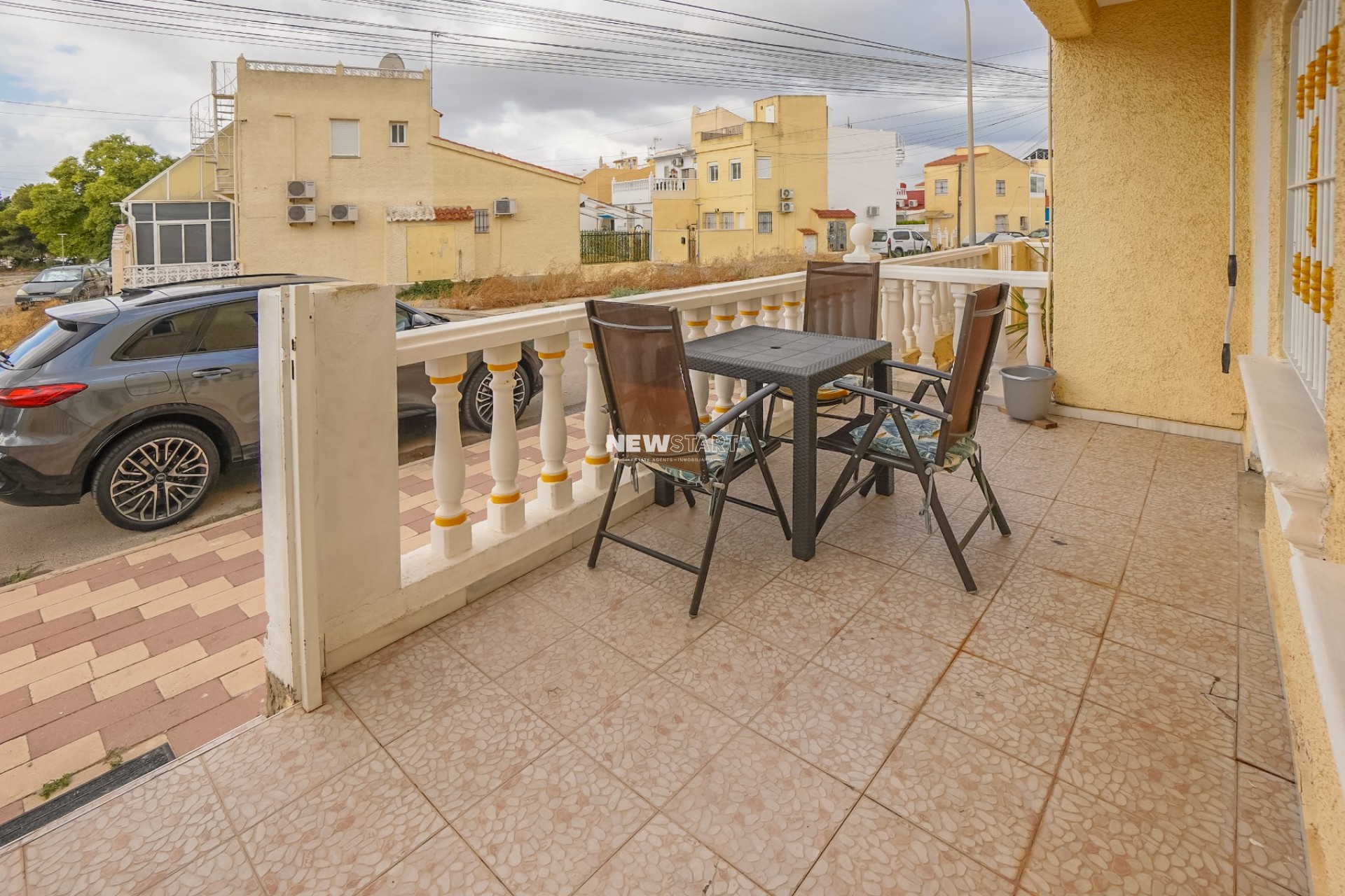 Resale - Townhouse - La Marina - Urb. La Marina