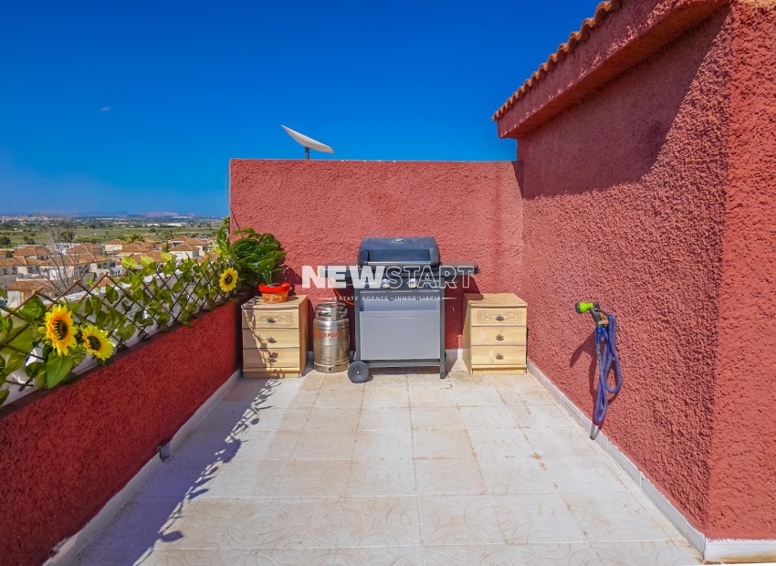 Resale - Townhouse - La Marina - Urb. La Marina