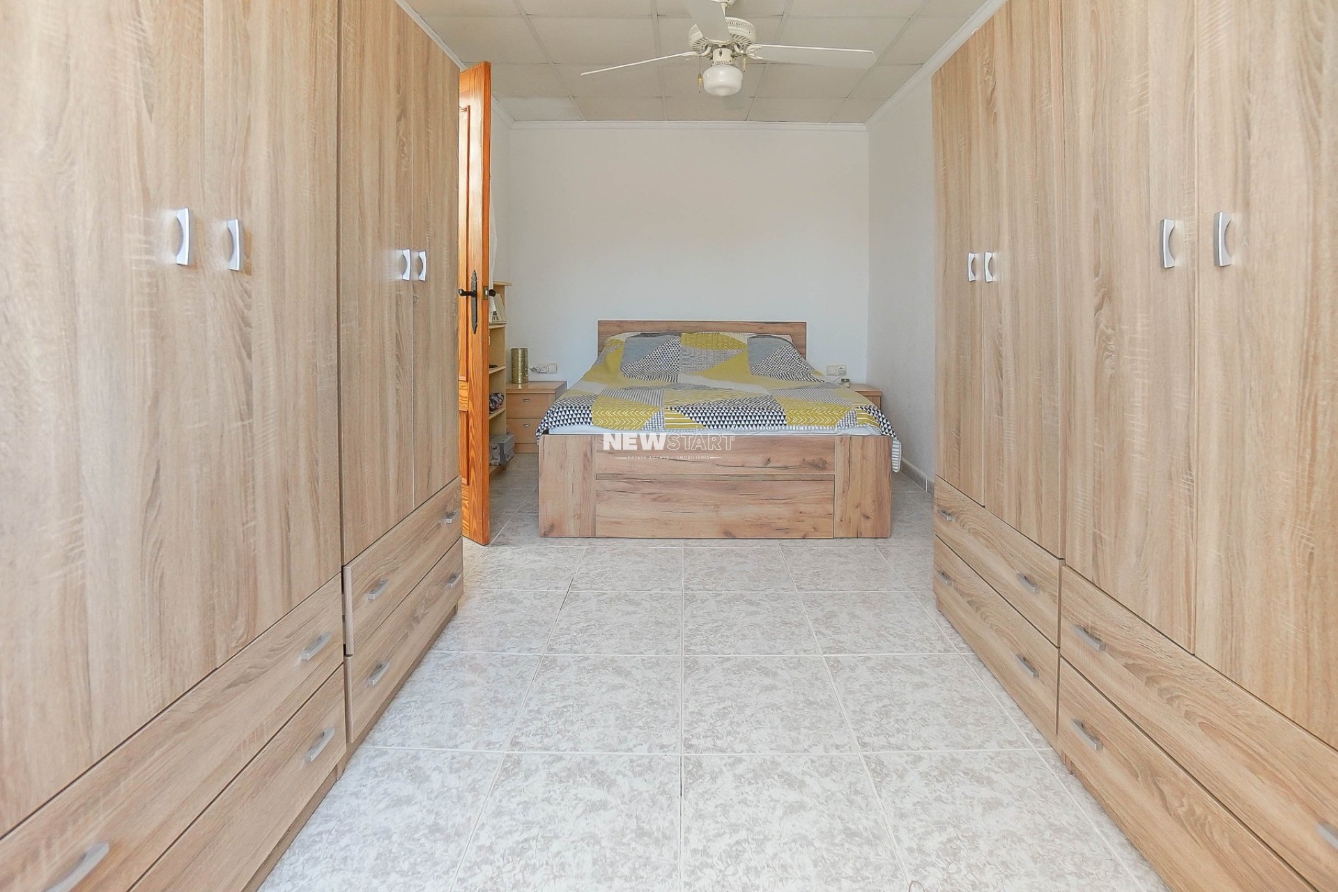Resale - Townhouse - La Marina - Urb. La Marina