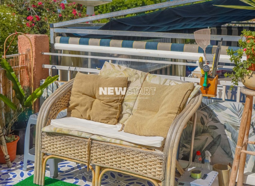 Resale - Townhouse - La Marina - Urb. La Marina