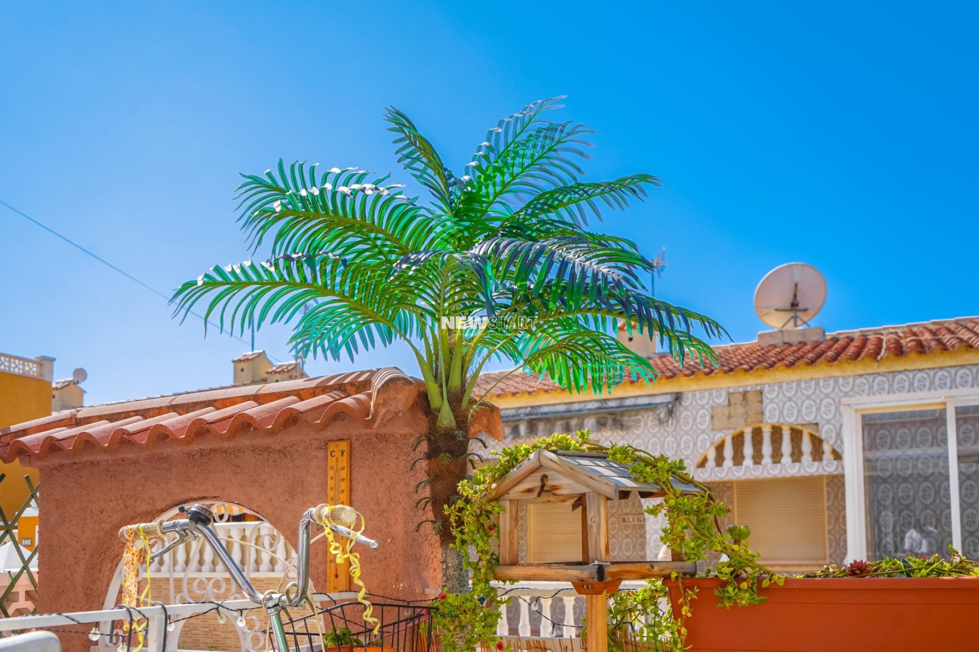 Resale - Townhouse - La Marina - Urb. La Marina