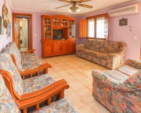 Resale - Townhouse - La Marina - Urb. La Marina