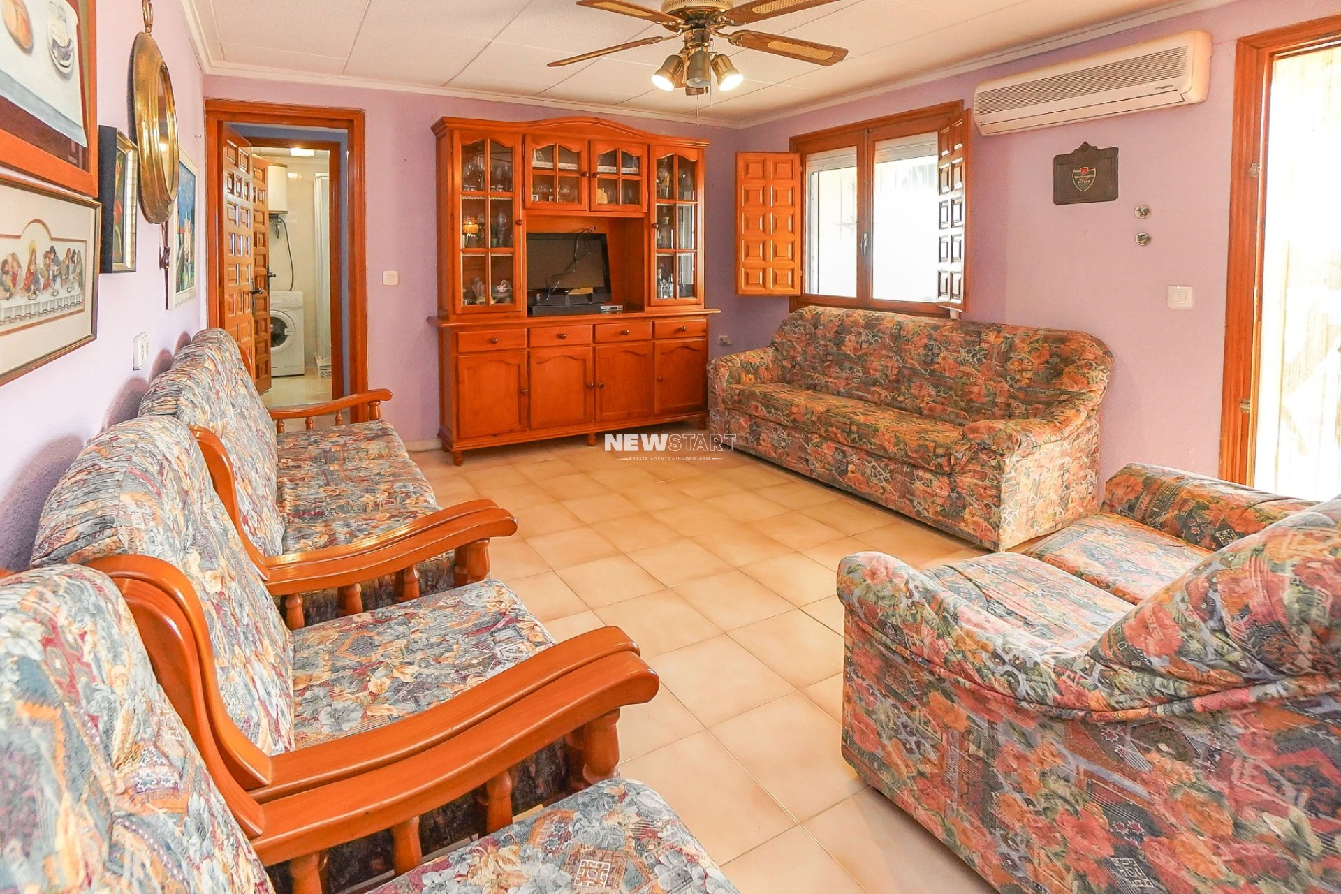 Resale - Townhouse - La Marina - Urb. La Marina