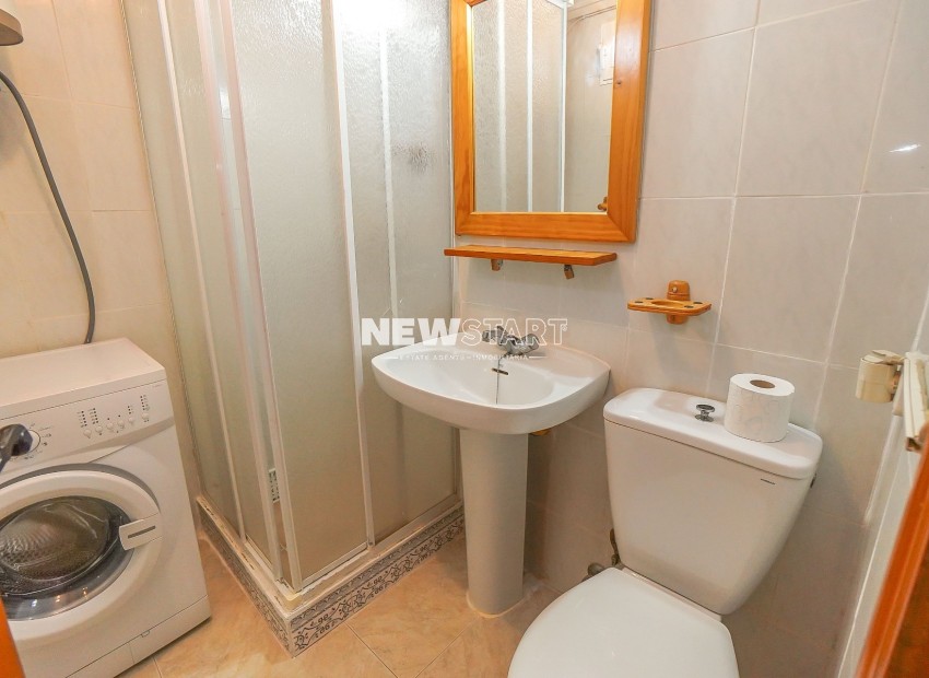 Resale - Townhouse - La Marina - Urb. La Marina