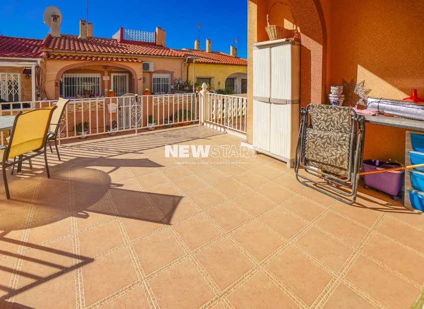 Resale - Townhouse - La Marina - Urb. La Marina