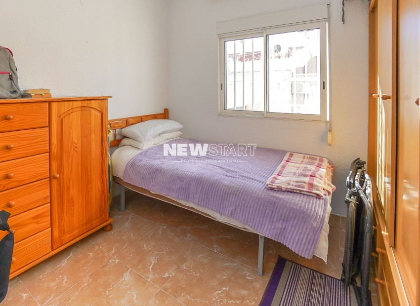 Resale - Townhouse - La Marina - Urb. La Marina