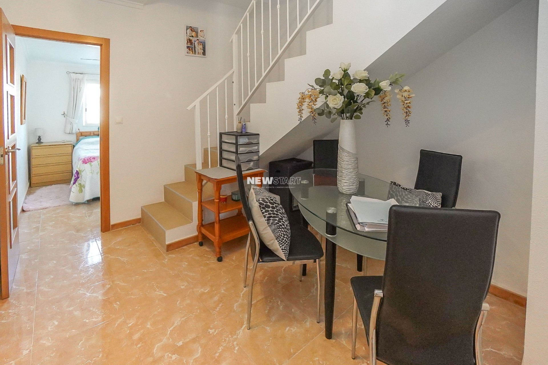 Resale - Townhouse - La Marina - Urb. La Marina