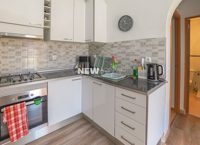 Resale - Townhouse - La Marina - Urb. La Marina