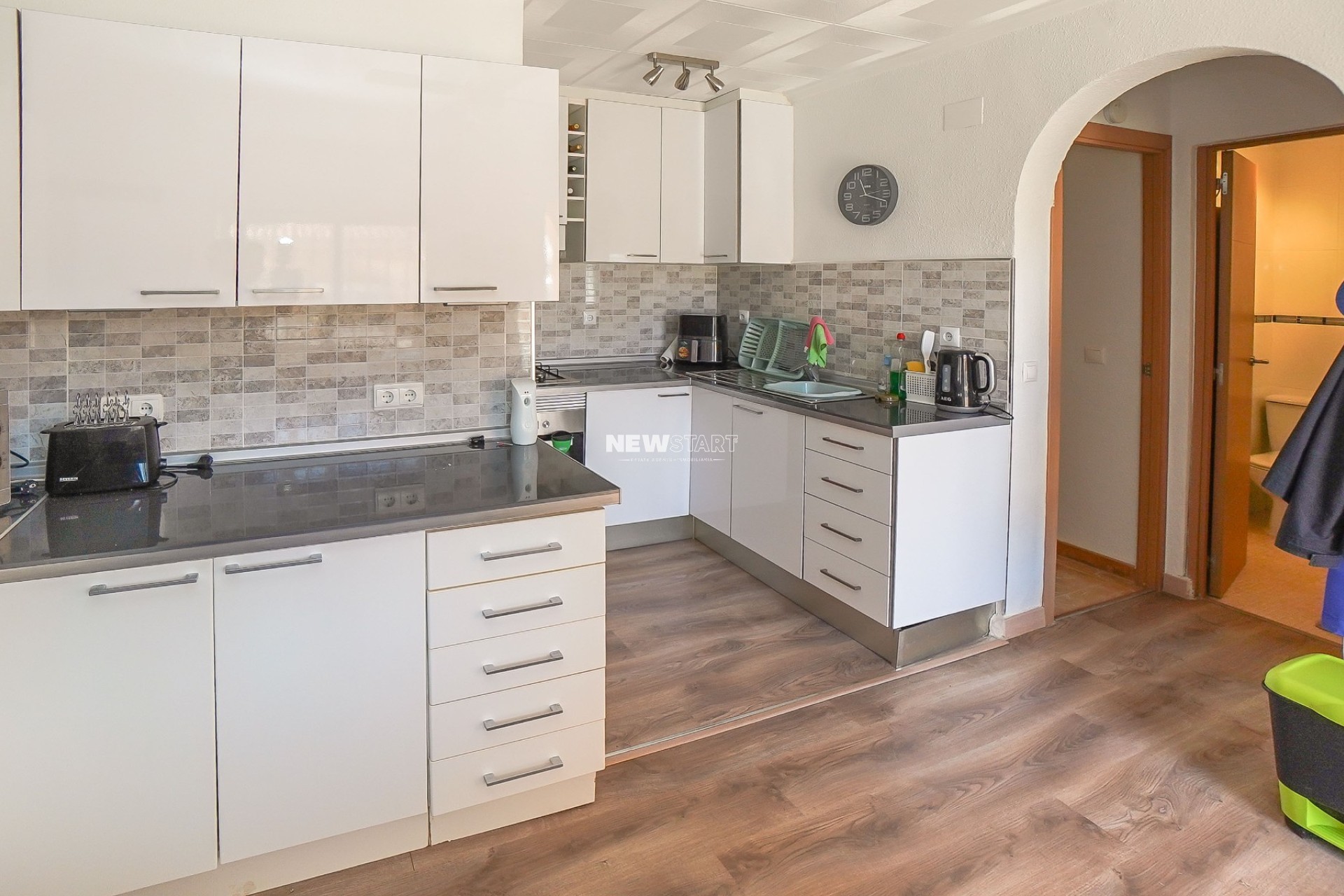 Resale - Townhouse - La Marina - Urb. La Marina