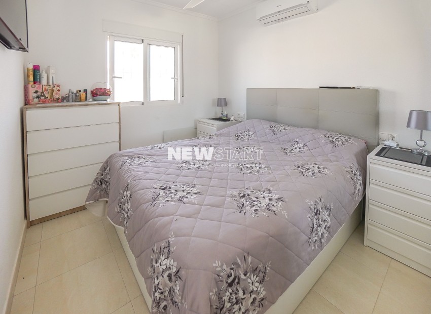 Resale - Townhouse - La Marina - Urb. La Marina