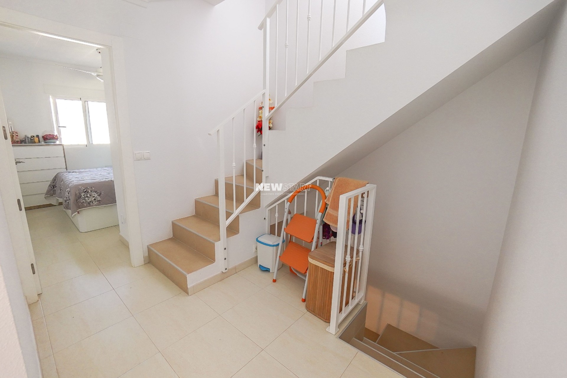 Resale - Townhouse - La Marina - Urb. La Marina