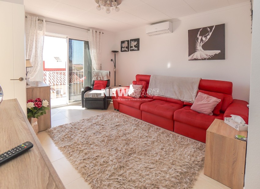 Resale - Townhouse - La Marina - Urb. La Marina