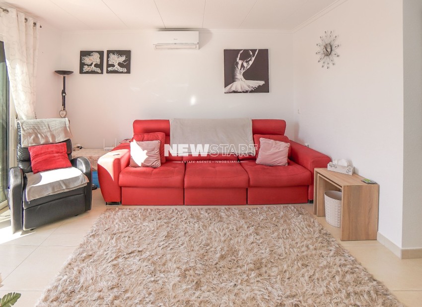 Resale - Townhouse - La Marina - Urb. La Marina