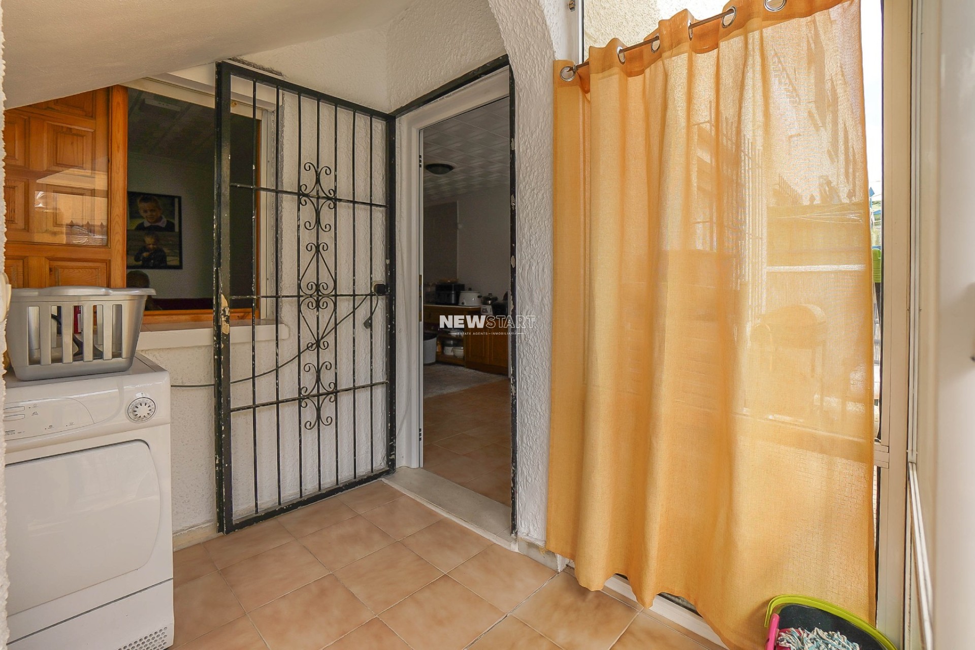 Resale - Townhouse - La Marina - Urb. La Marina