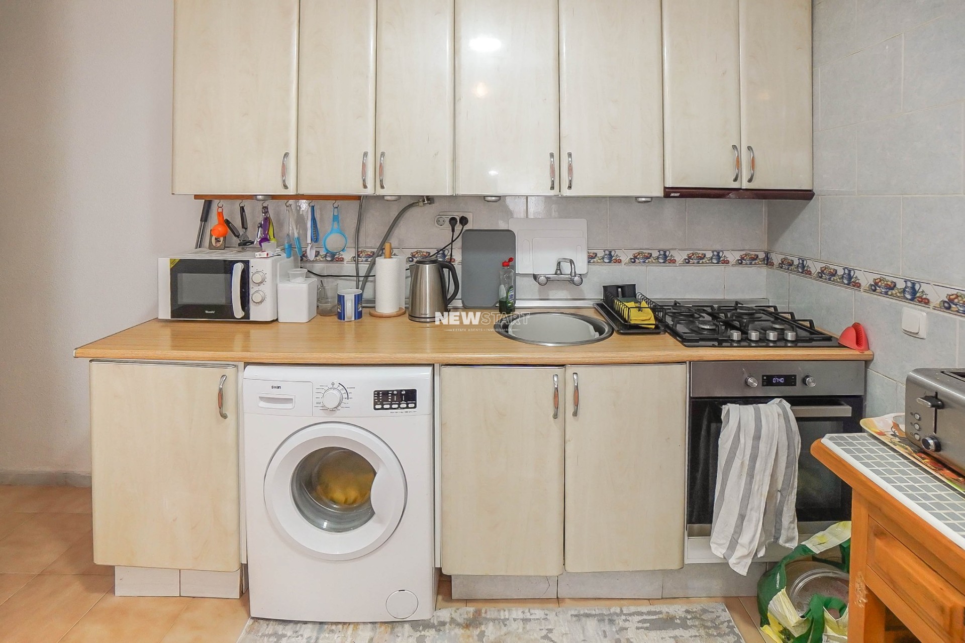 Resale - Townhouse - La Marina - Urb. La Marina