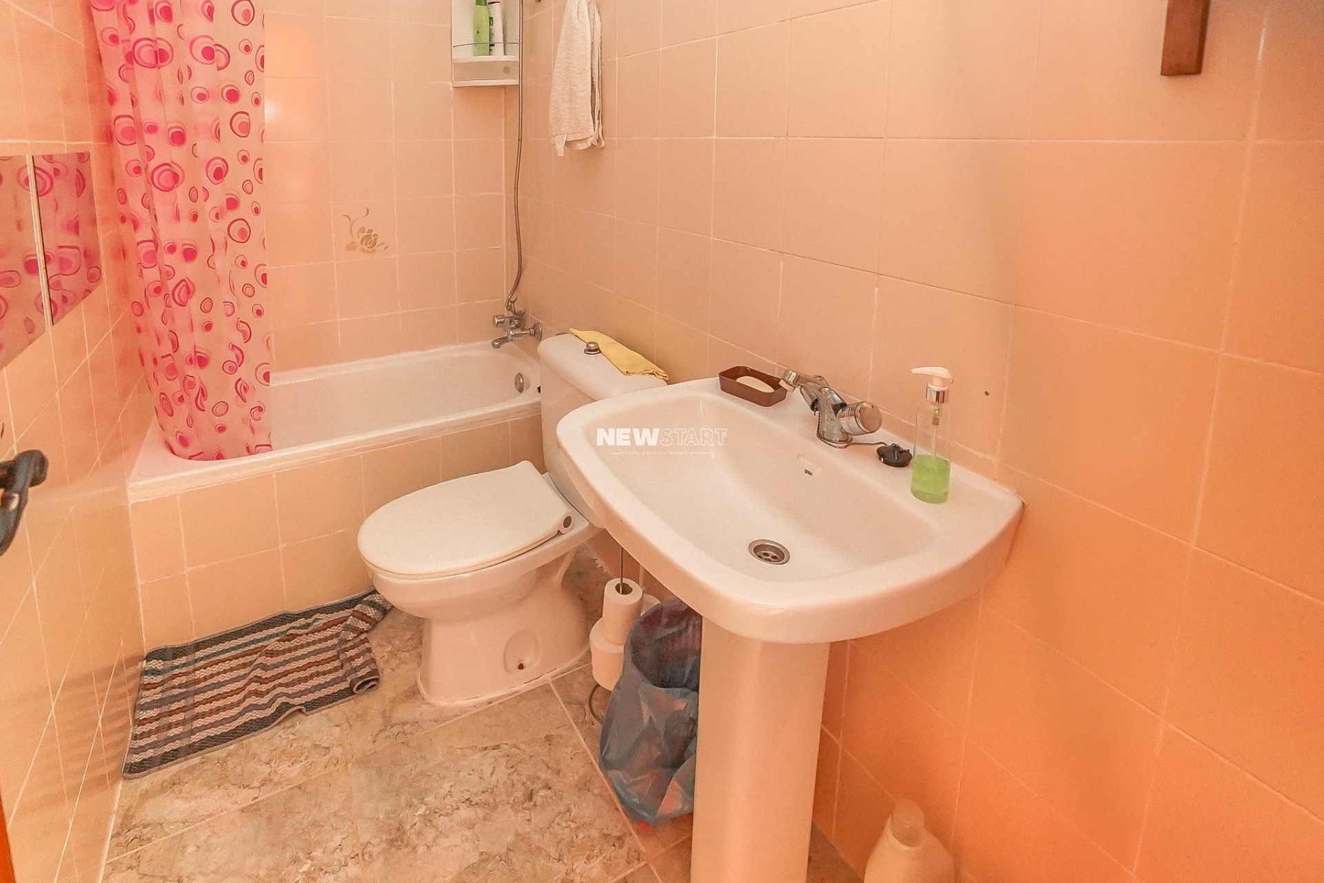 Resale - Townhouse - La Marina - Urb. La Marina