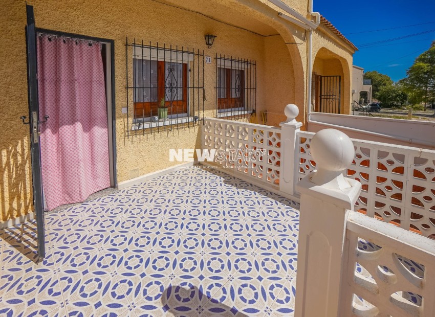 Resale - Townhouse - La Marina - Urb. La Marina