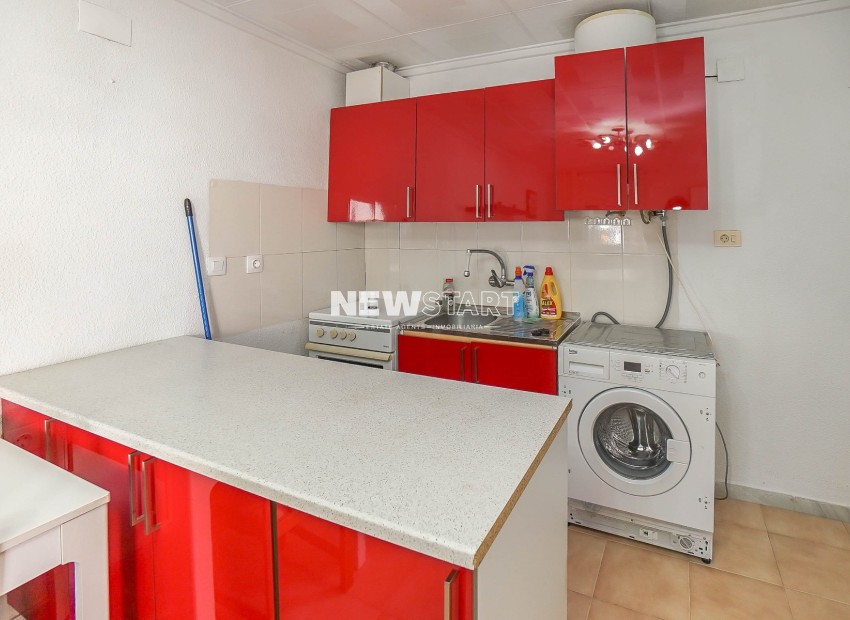 Resale - Townhouse - La Marina - Urb. La Marina