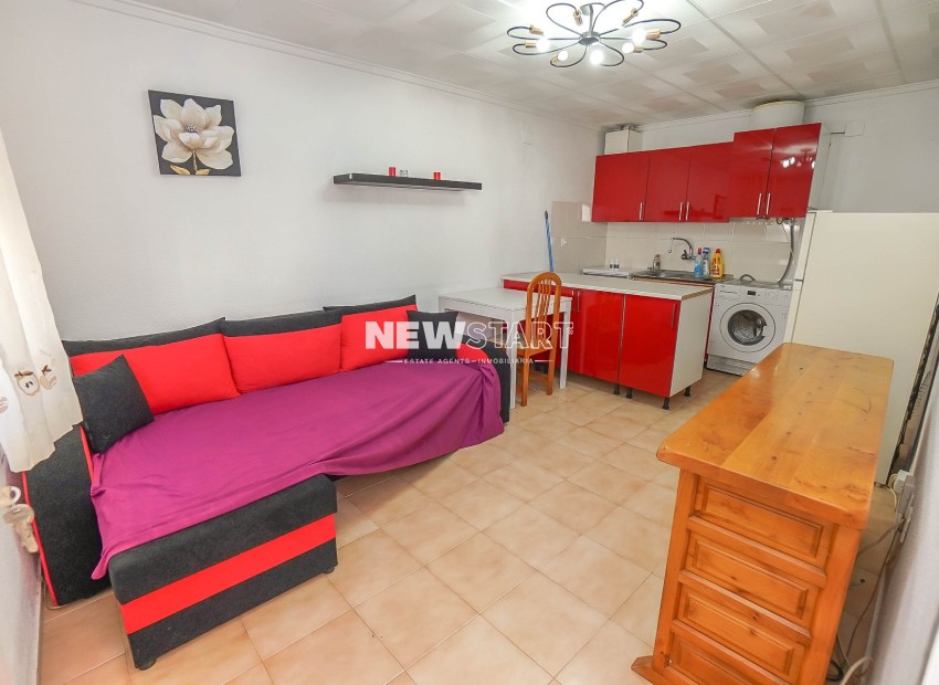 Resale - Townhouse - La Marina - Urb. La Marina